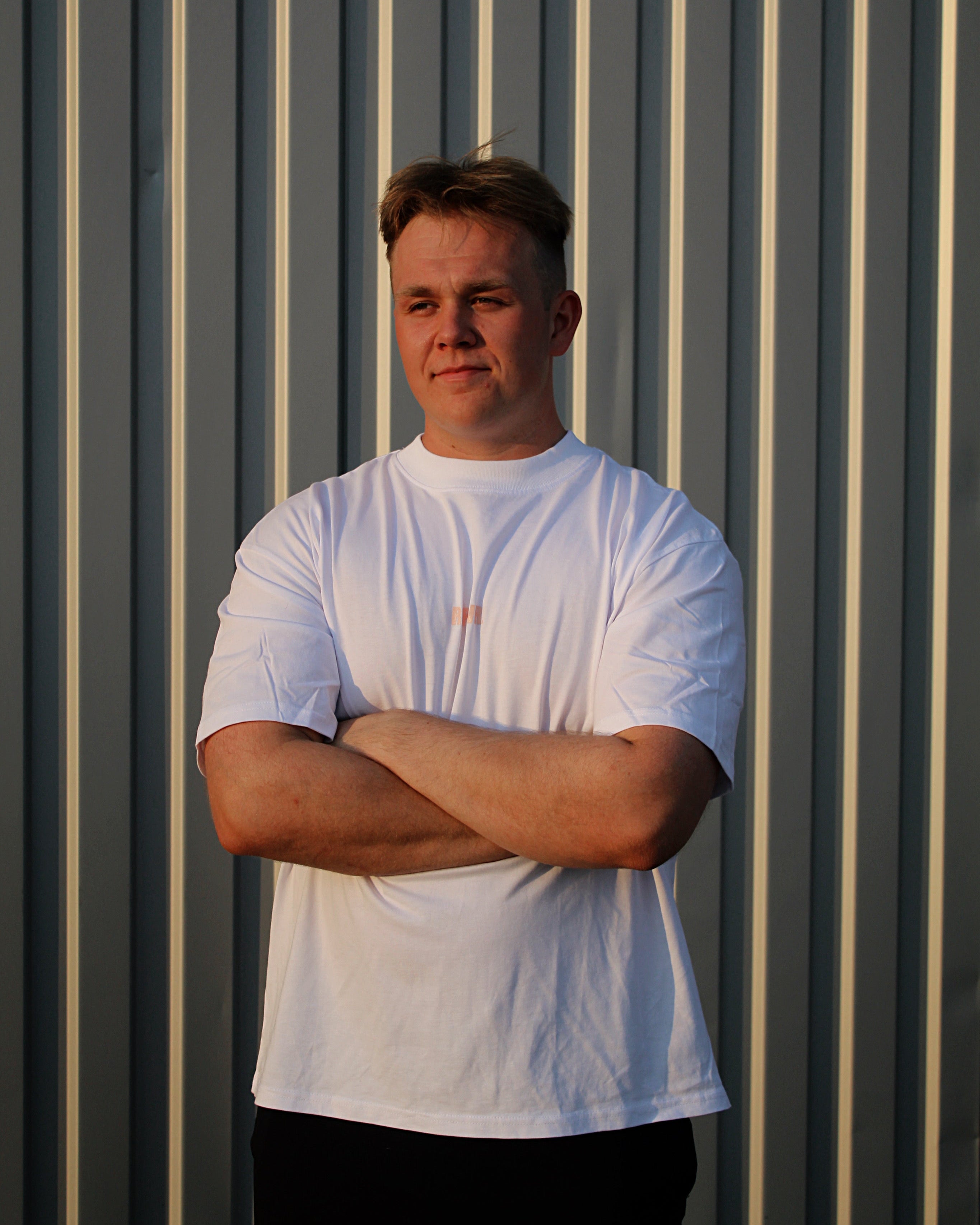 DROP IRON PETAL T-SHIRT