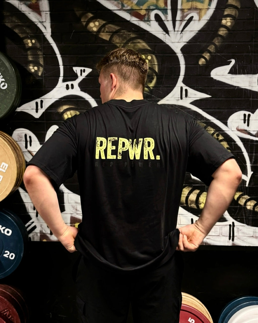 BLACKOUT VOLT BLACK T-SHIRT